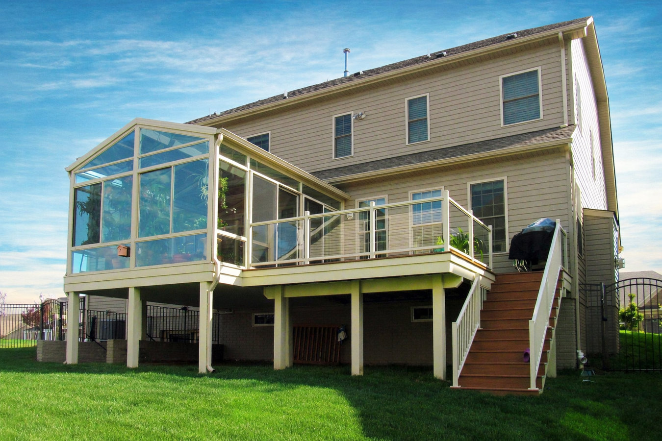 Deck-to-sunroom conversion